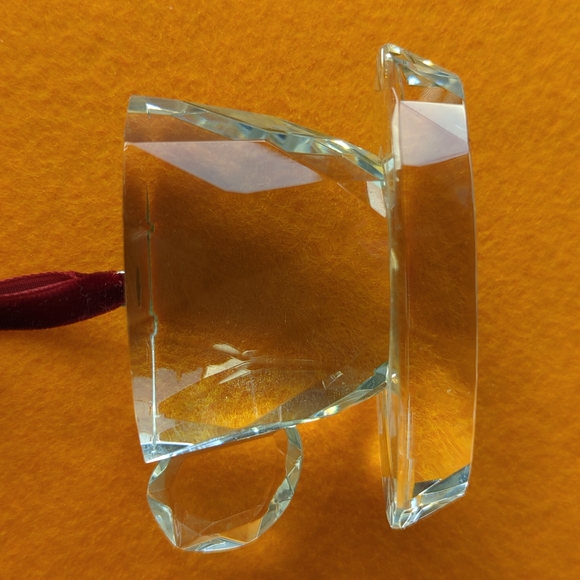 Cut Crystal "Cup & Saucer" Ornament / Sun Catcher - Picture 6 of 6